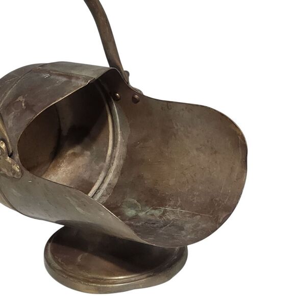 Antique Vintage Brass Coal Scuttle with Handle Mini 8 inches - Picture 13 of 14